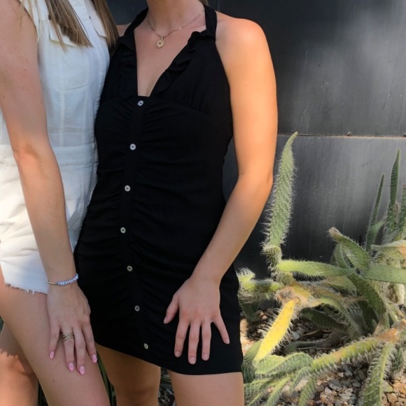 American Threads Dresses & Skirts - American Threads Black Ruched Bodycon Mini Dress